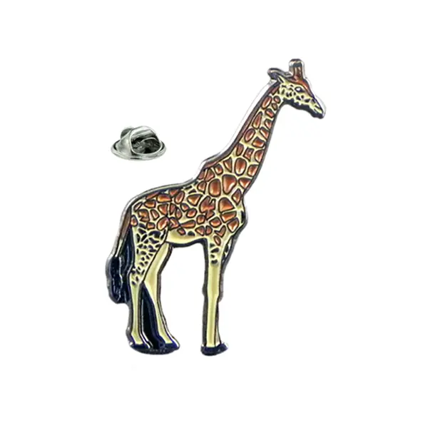 Giraffe pin badge