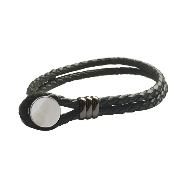 Double weave leather bracelet.